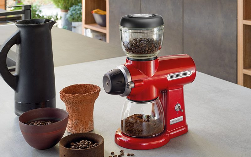 https://www.kitchenaid.ph/content/kitchenaid/en_ph/countertop-appliances/coffee-products/_jcr_content/root/main/responsivegrid/responsivegrid_1336636329/container_197323055/wrapperParsys/image_copy_copy_copy.coreimg.jpeg/1571315871708/burr-grinder.jpeg