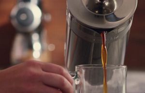 KCM0512_Brewing_Coffee