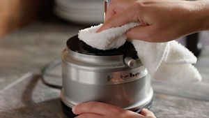 KFC3516_HowTo_Cleaning